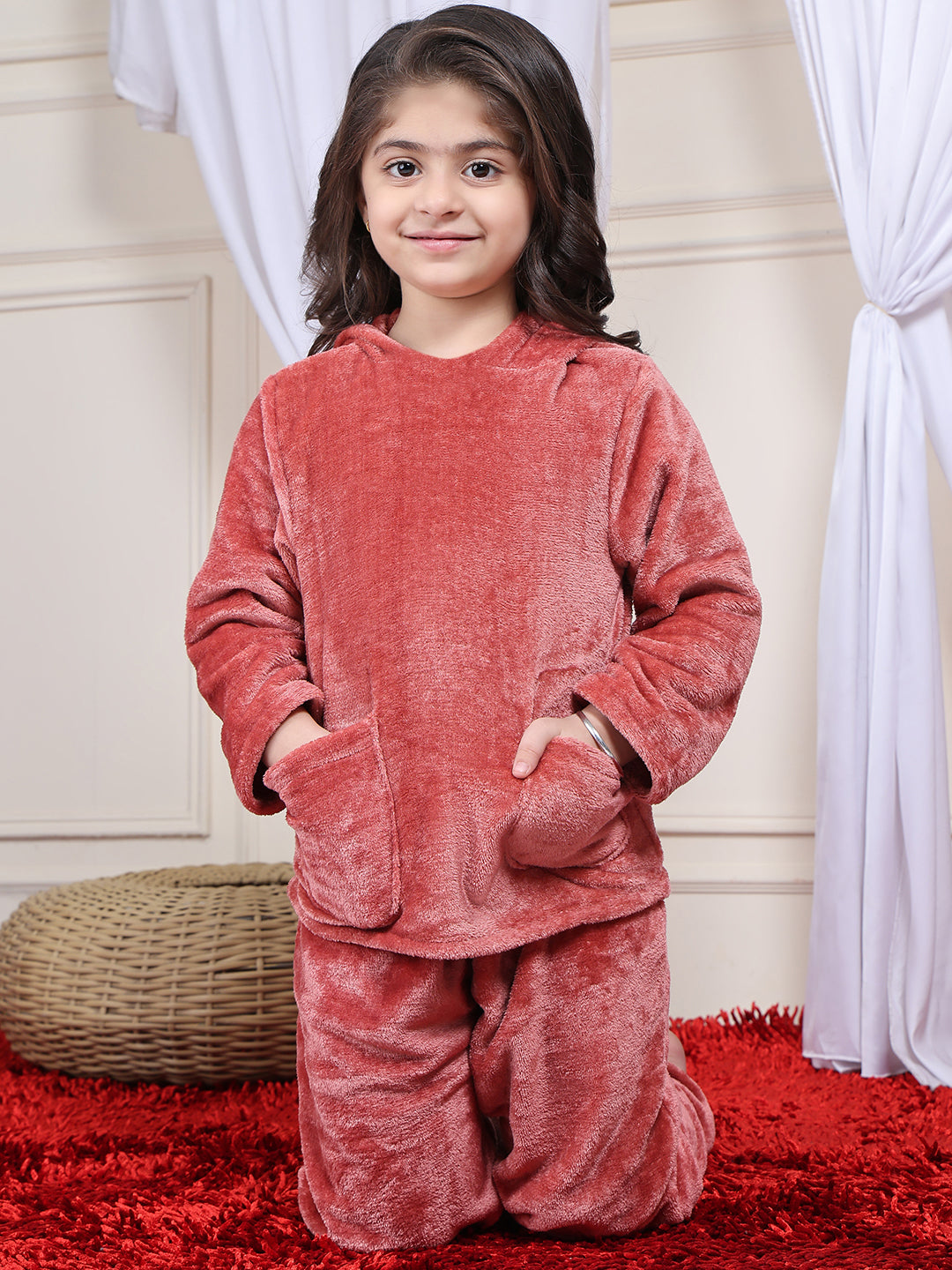 Girls Fleece Round Neck Full Sleeves Hoodie & Jogger Nightsuit Set