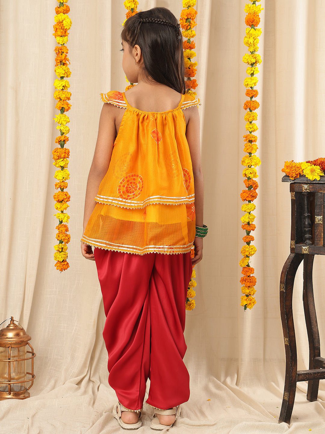 Mustard & Red